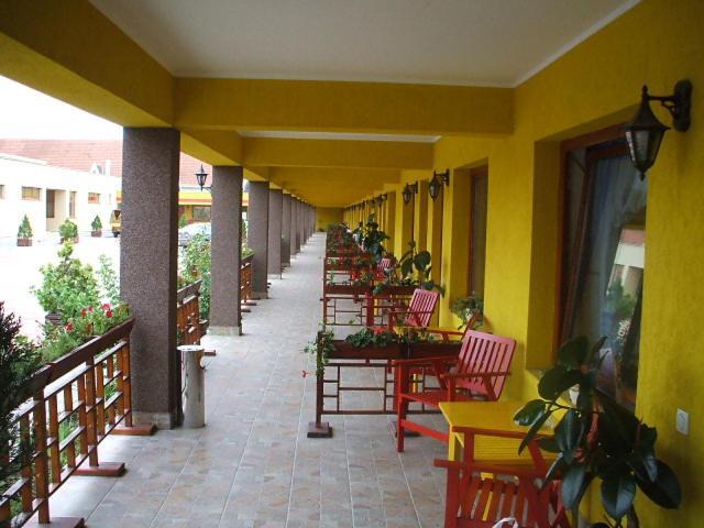 Motel Select Сату-Маре Экстерьер фото