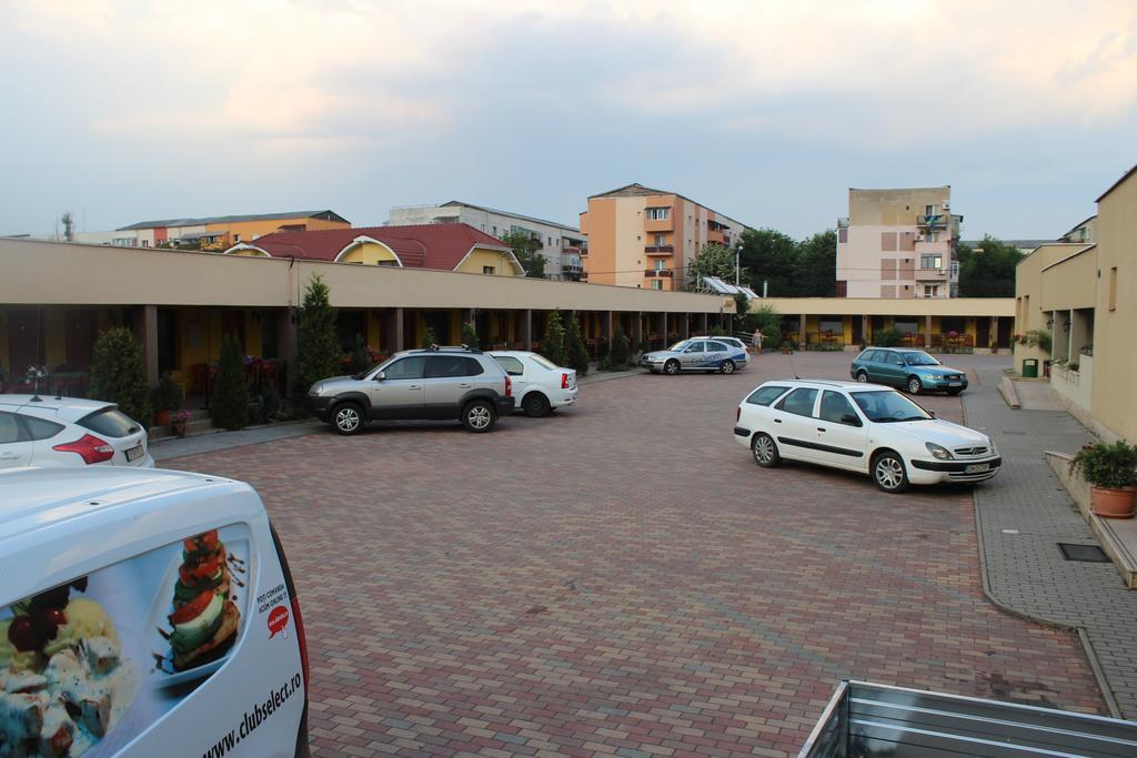 Motel Select Сату-Маре Экстерьер фото